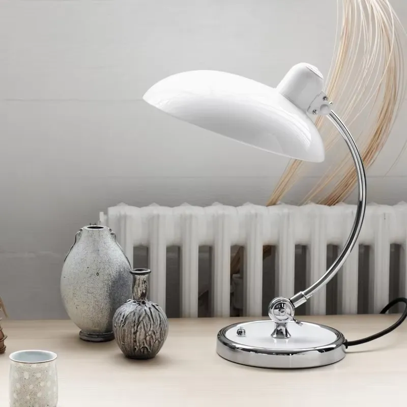 Modern Cordless Iron Desk Lamp - Solar Lamp recension och pris